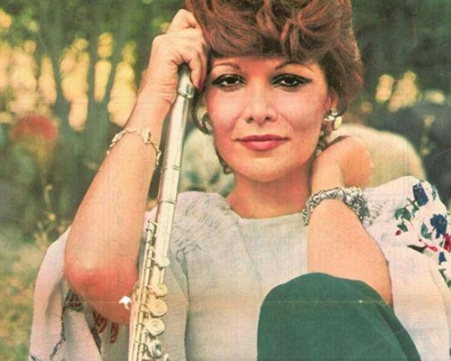 گیتی پاشایی خواننده